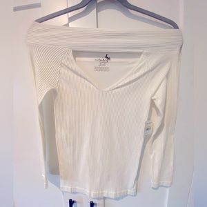 FREE PEOPLE White Off The Shoulder Sweater Top size M/L